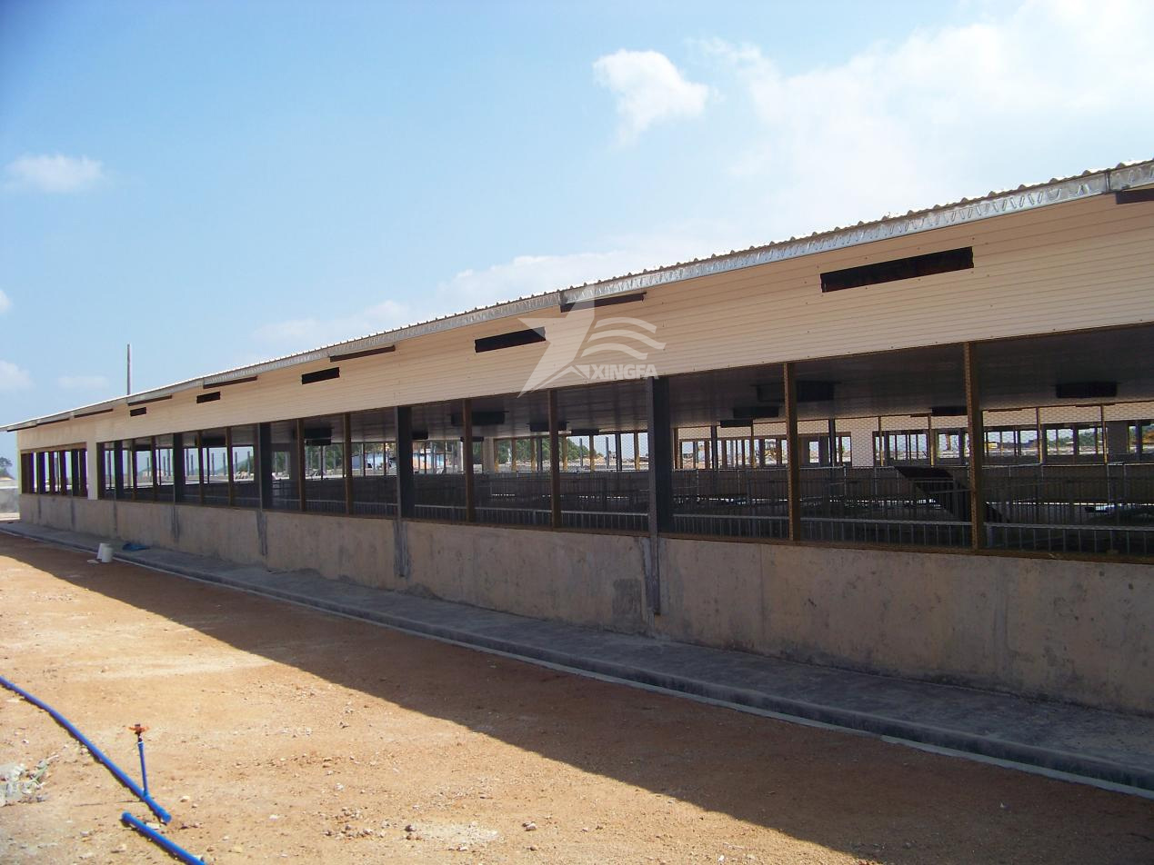 樹(shù)脂瓦：養(yǎng)殖場(chǎng)的避暑勝地，為小動(dòng)物們打造舒適棲息地